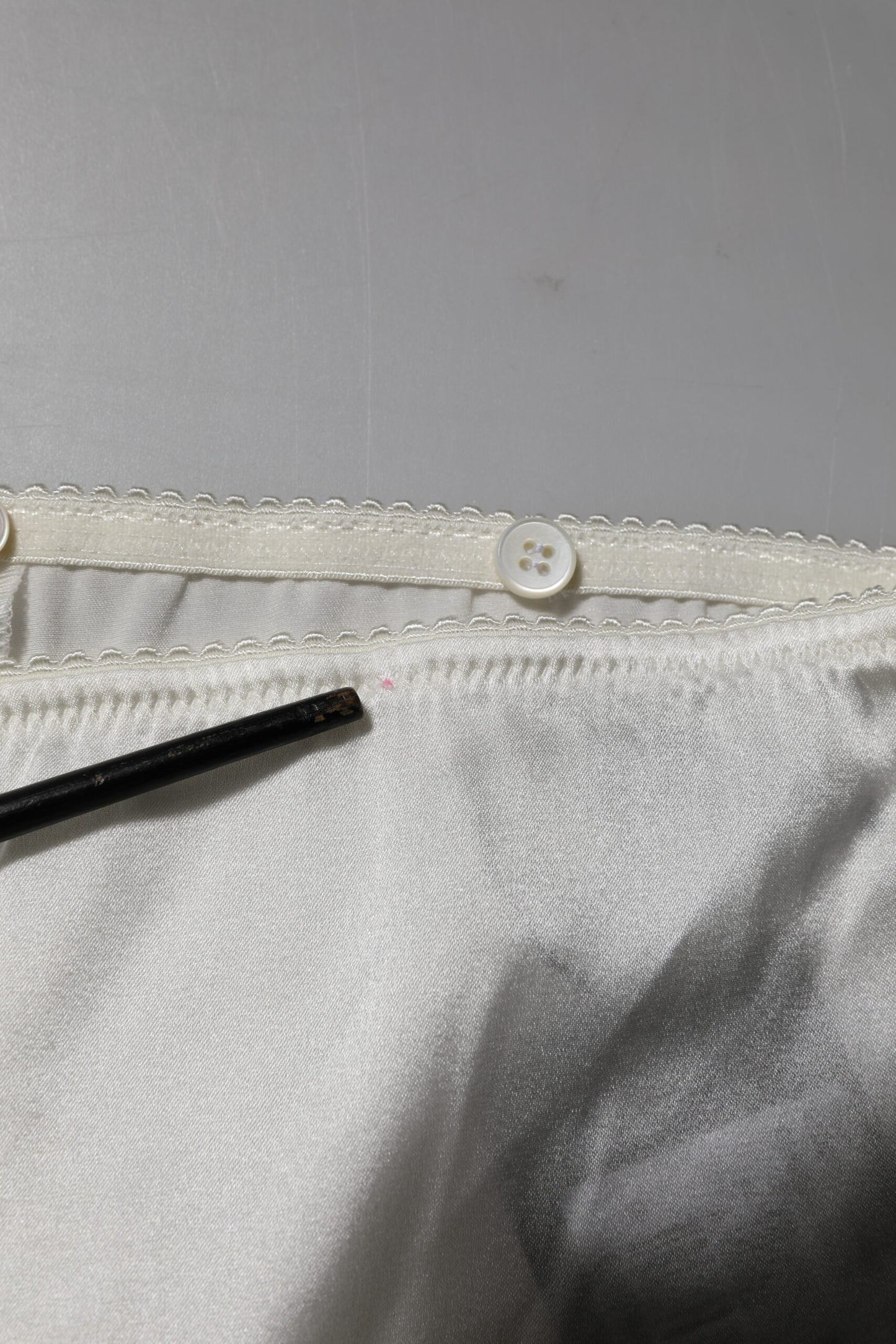 Dolce & Gabbana Ivory Silk Tapered High Waist Pants