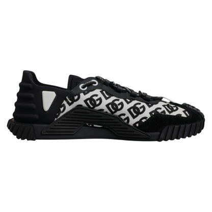 Dolce & Gabbana Black Logo Lace Up Low Top NS1 Sneakers
