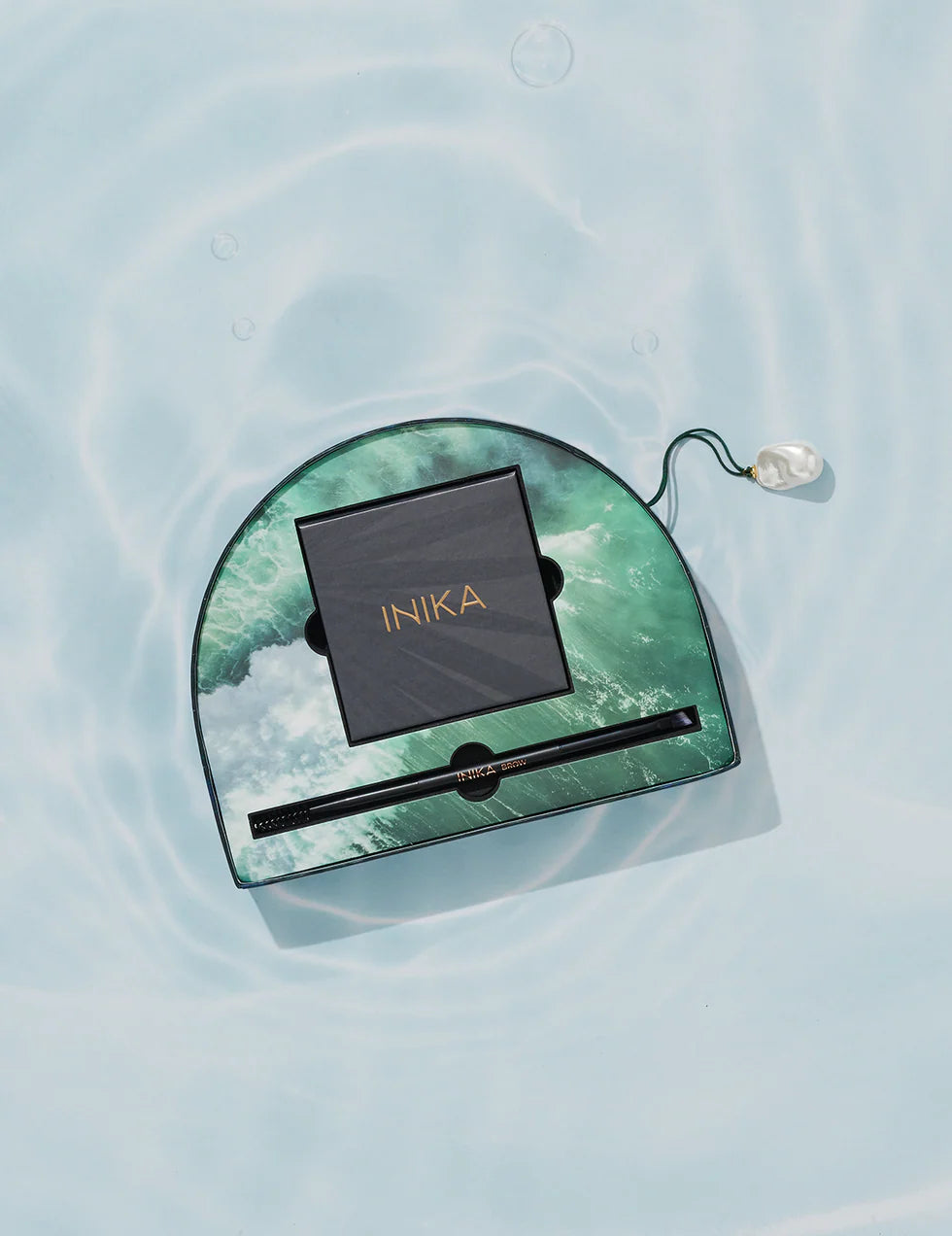 INIKA Organic Ultramarine Natural Brow Set COLOUR Tan